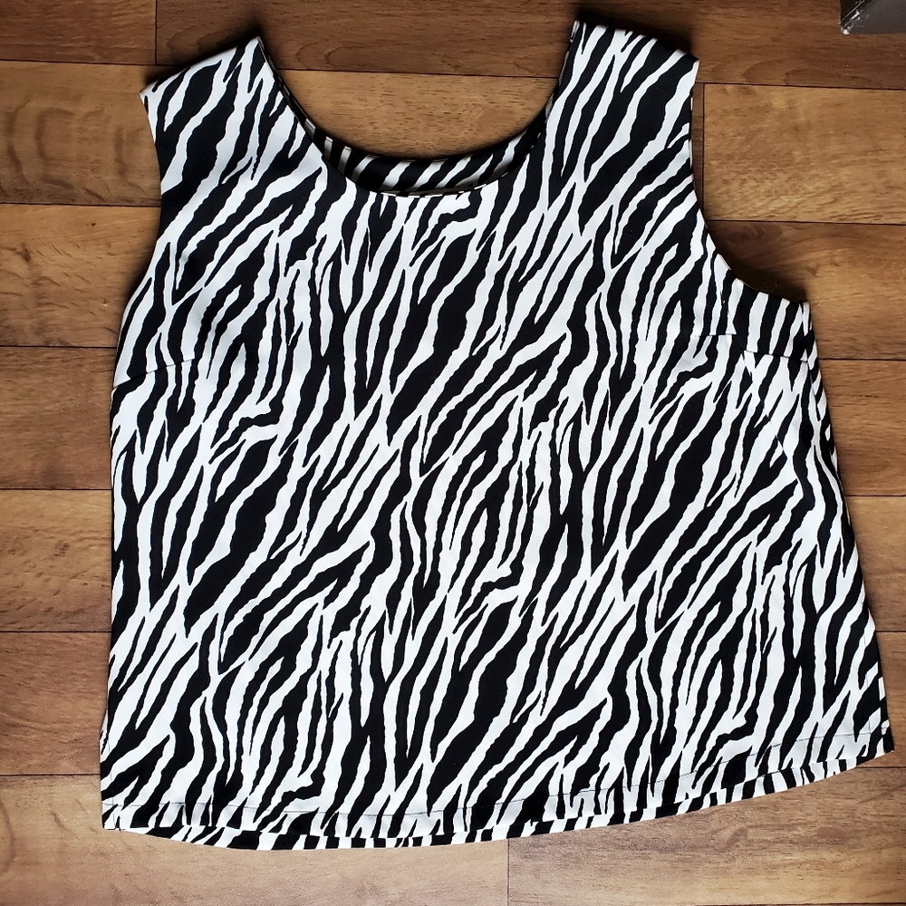 She's Line New York Black & White Zebra Print Tank Top Size 16